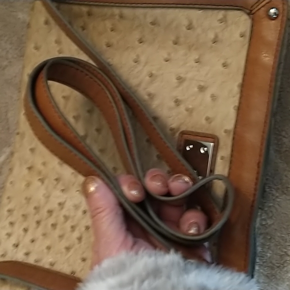 Merona Crossbody Bag - Picture 9 of 9